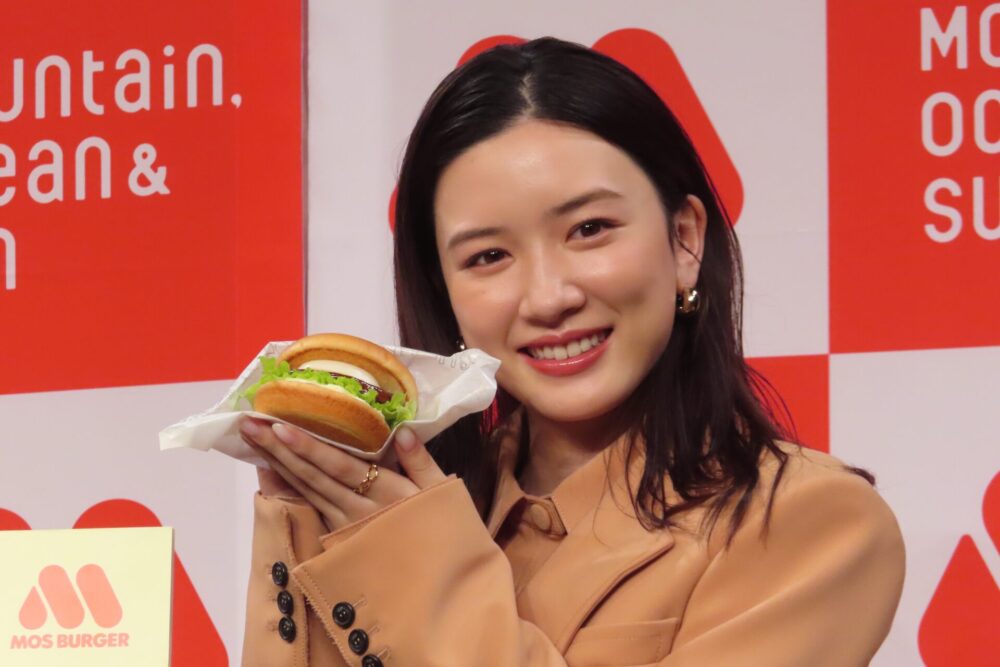 永野芽郁モスバーガーCM
