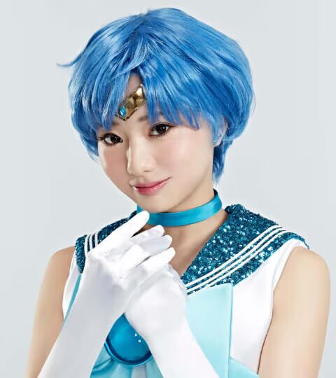 林祐衣セーラームーン